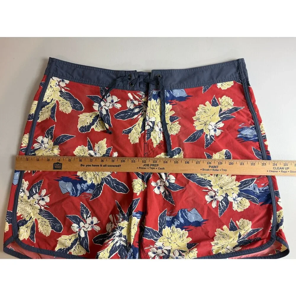 Patagonia Scallop Hem Stretch Wavefarer Boardshorts 18